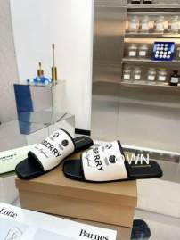 Picture of Burberry Slippers _SKUBurberrysz35-403CGDT04103279
